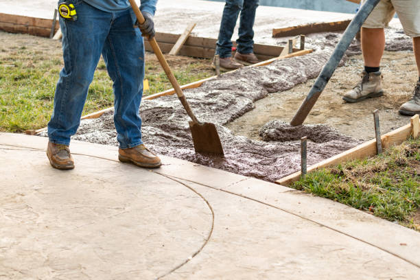 Best Concrete Sidewalk Installation in East Foothills, CA